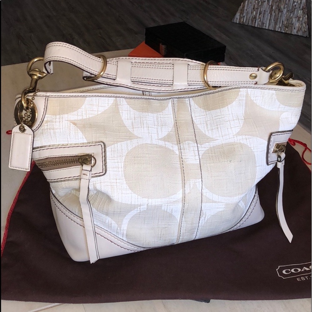 COACH | Signature Limited Edition Purse